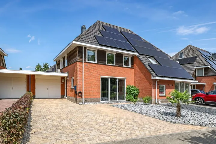 Tussenwoning te koop: Kerkeakker 29, Kern Herveld Herveld