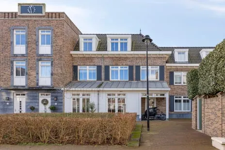 Tussenwoning te koop: Kerkeland 5, Offem Noordwijk (Zh)