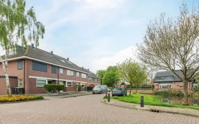 Tussenwoning te koop: Kerkepad 48, Eemdijk Eemdijk