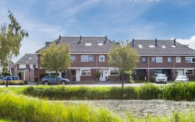 Tussenwoning te koop: Kerkepad 50, Eemdijk Eemdijk