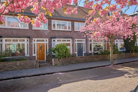 Tussenwoning te koop: Kerkerinklaan 11, Kerkerinkbuurt Santpoort-Noord