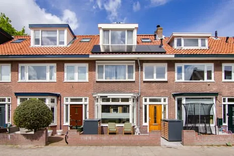 Tussenwoning te koop: Kerkerinklaan 30, Kerkerinkbuurt Santpoort-Noord