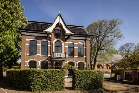 Vrijstaande woning te koop: Kerkesingel 1, Velsen-Dorp Velsen-Zuid