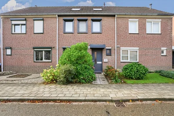 Tussenwoning te koop: Kerkeveld 19, Bocholtz