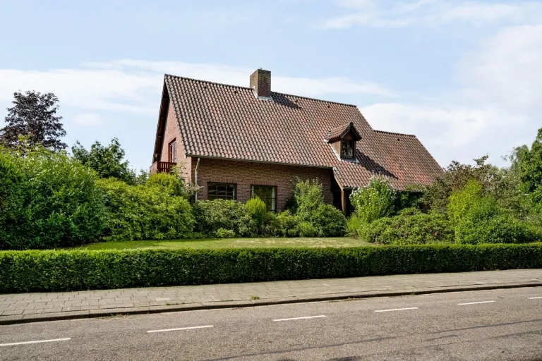 Vrijstaande woning te koop: Kerkeveldlaan 13, Roermond