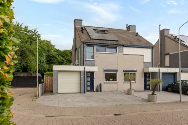 Hoekwoning te koop: Kerkeweide 13, Lommerweide Duiven