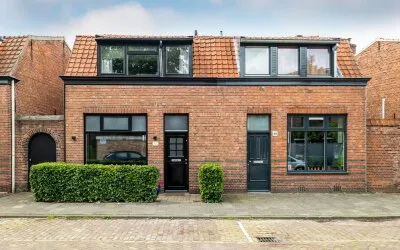 Twee-onder-één-kap te koop: Kerkhofweg 42, Ginneken Breda