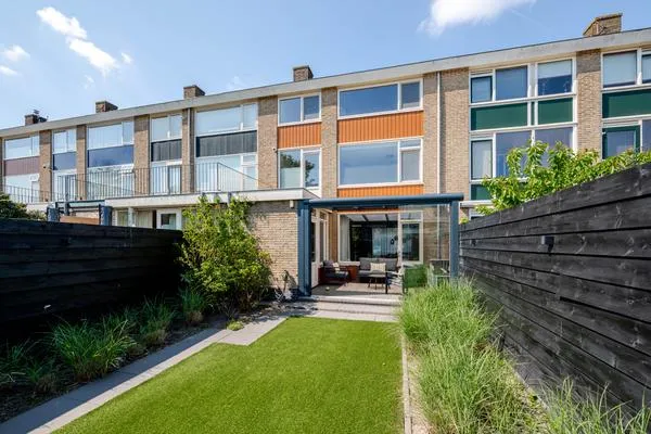 Tussenwoning te koop: Kerklaan 19, Vliettuinen Wateringen