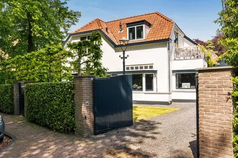 Vrijstaande woning te koop: Kerklaan 43, Omloop Laren (Nh)