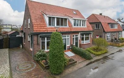 Twee-onder-één-kap te koop: Kerklaan 7, Amstelhoek Amstelhoek