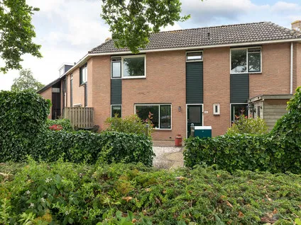 Tussenwoning te koop: Kerklaan 93, Rade, Oranjebuurt, Munniksveen en omgeving Kortenhoef
