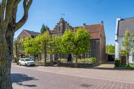 Twee-onder-één-kap te koop: Kerkplein 3, Sint Odiliënberg Sint Odiliënberg