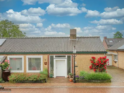 Semi-detached for sale: Kerkplein 5, Beesel Beesel