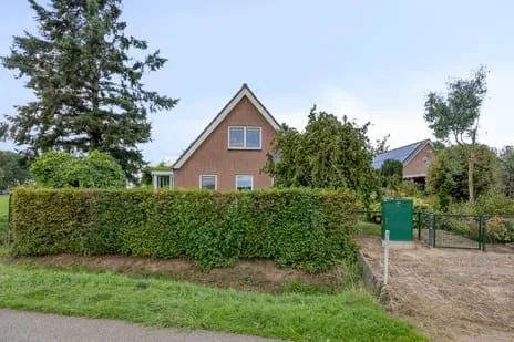 Vrijstaande woning te koop: Kerkstraat 1, Buitengebied Elst Oost Elst (Ge)