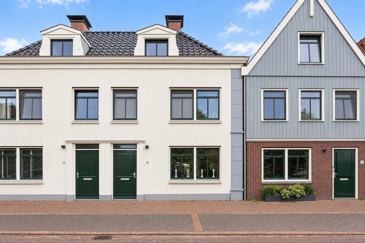 Tussenwoning te koop: Kerkstraat 10, Landsmeer
