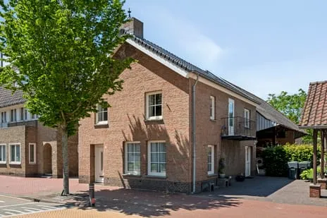 Appartement te koop: Kerkstraat 11, Born Born