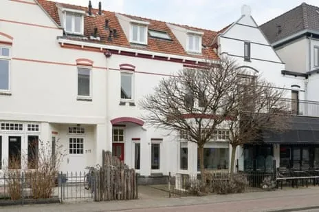 Tussenwoning te koop: Kerkstraat 13, Brinklaan Bussum