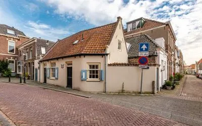 Tussenwoning te huur: Kerkstraat 13, Weesp