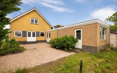Detached house for sale: Kerkstraat 130, Kerkstraat Oostzaan