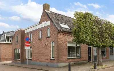 Hoekwoning te koop: Kerkstraat 14, Beesd Oost Beesd