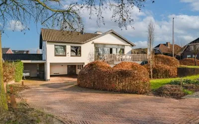 Vrijstaande woning te koop: Kerkstraat 156, Giesbeek