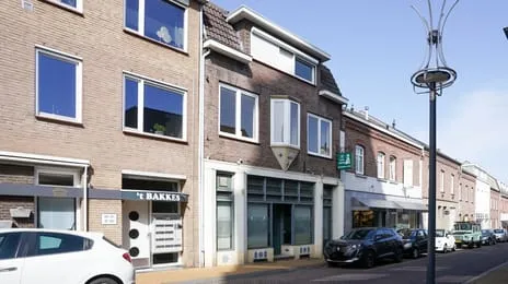 Tussenwoning te koop: Kerkstraat 16, Waubach Landgraaf