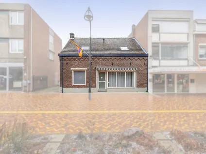 Hoekwoning te koop: Kerkstraat 19, Tegelen