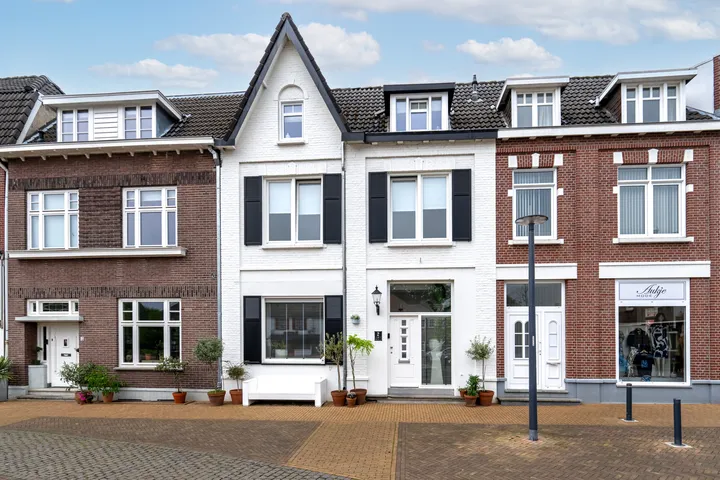 Tussenwoning te koop: Kerkstraat 2, Waubach Landgraaf