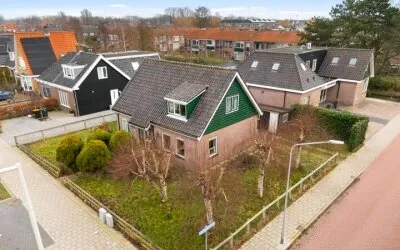 Vrijstaande woning te koop: Kerkstraat 215, Kerkstraat Oostzaan