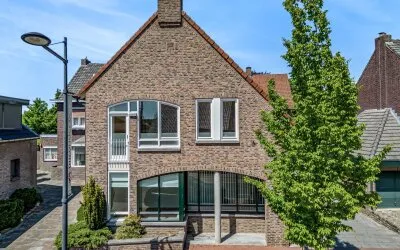 Tussenwoning te koop: Kerkstraat 23A, Born Born