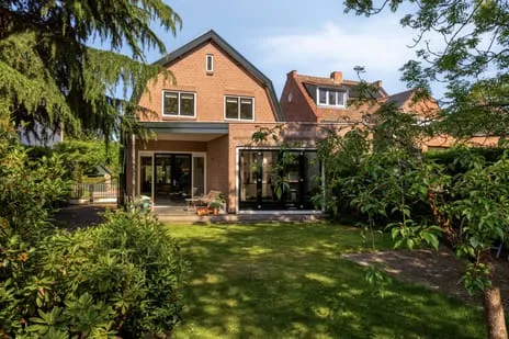 Vrijstaande woning te koop: Kerkstraat 24, Oostendam Hendrik-Ido-Ambacht