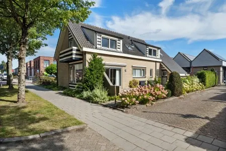 Vrijstaande woning te koop: Kerkstraat 24, Nieuw-Beijerland Woonkern Nieuw-Beijerland