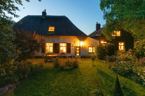 Vrijstaande woning te koop: Kerkstraat 31, Lathum Lathum