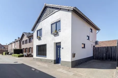 Hoekwoning te koop: Kerkstraat 31, Sweikhuizen Sweikhuizen