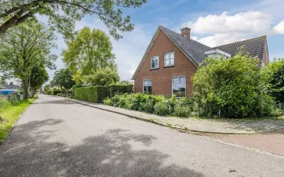 Corner house for sale: Kerkstraat 32, Kern Randwijk Randwijk