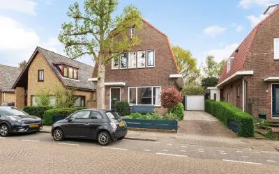 Twee-onder-één-kap te koop: Kerkstraat 39, Victor Noord Noordwijkerhout