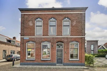 Vrijstaande woning te koop: Kerkstraat 4, Bruinisse