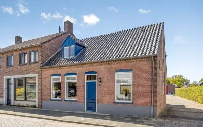 Twee-onder-één-kap te koop: Kerkstraat 40, Centrum zuid Asten