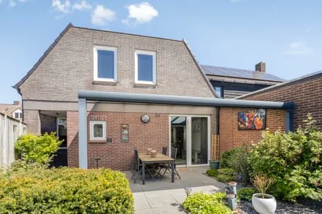Twee-onder-één-kap te koop: Kerkstraat 40, Centrum zuid Asten