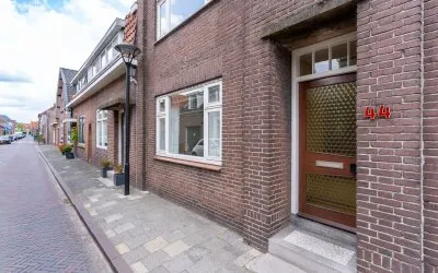 Terraced house for sale: Kerkstraat 44, Vianen binnenstad Vianen
