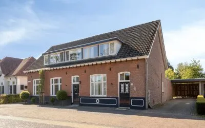 Twee-onder-één-kap te koop: Kerkstraat 46, Beek Beek En Donk