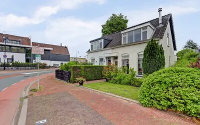 Twee-onder-één-kap te koop: Kerkstraat 48, Oostendam Hendrik-Ido-Ambacht