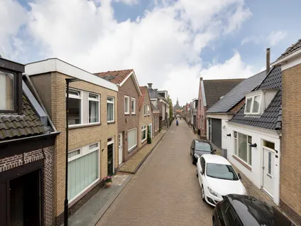 Tussenwoning te koop: Kerkstraat 59, Bolsward binnen De Wallen Bolsward