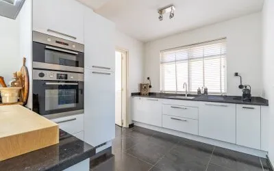 Vrijstaande woning te koop: Kerkstraat 6, Hank Hank