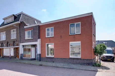 Tussenwoning te koop: Kerkstraat 6, Scheemda Scheemda