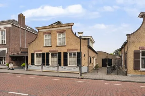 Twee-onder-één-kap te koop: Kerkstraat 6, Waspik beneden Waspik