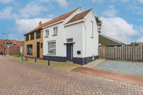 Twee-onder-één-kap te koop: Kerkstraat 7, Goukensberg Clinge