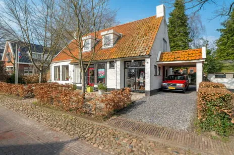 Vrijstaande woning te koop: Kerkstraat 7, Noordlaren Dorp Noordlaren
