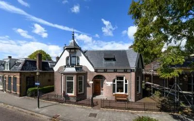 Vrijstaande woning te koop: Kerkstraat 7, Sint Nicolaasga Sint Nicolaasga