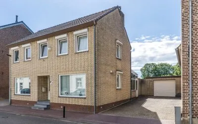 Vrijstaande woning te koop: Kerkstraat 80, Groot-Doenrade Doenrade